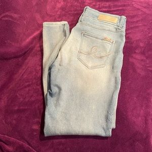 Seven7 high rise skinny jean.